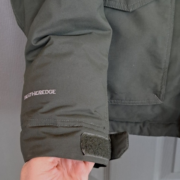 Eddie Bauer Weather Redge Down Winter Coat. - Picture 4 of 14